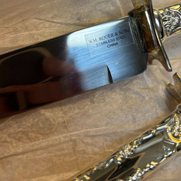 Wm. Rogers & Son Stainless Steel Carving Knife & Fork Set Enchanted Rose - Picture 8 of 8